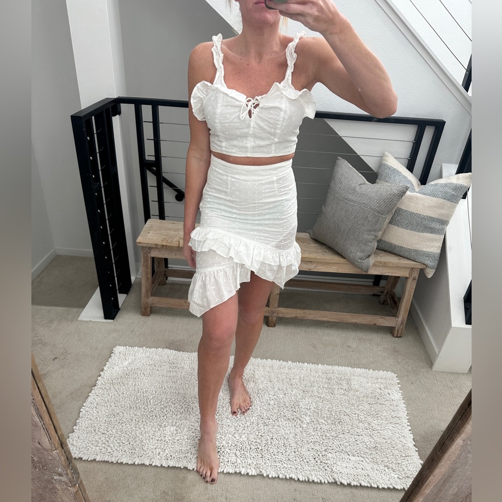 Lioness REVOLVE White Eyelet Ruffle Crop Top & Asymmetrical Skirt Set | Size S - Picture 4 of 14